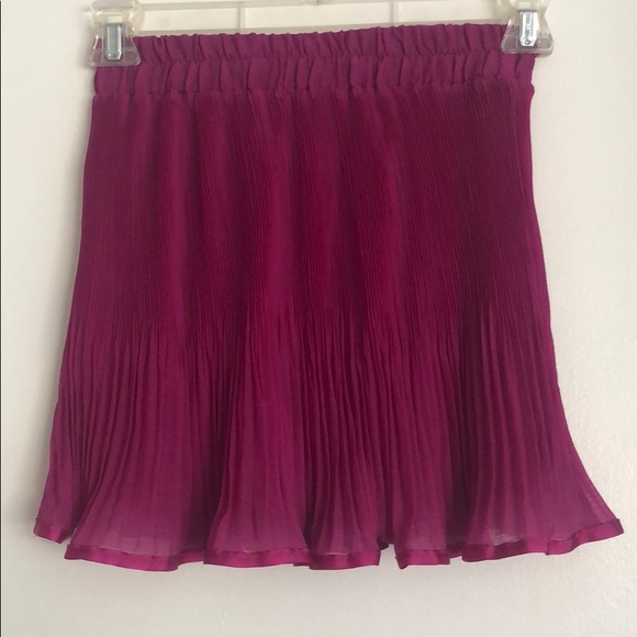 Fun flirty summer skirt ! - Picture 3 of 7